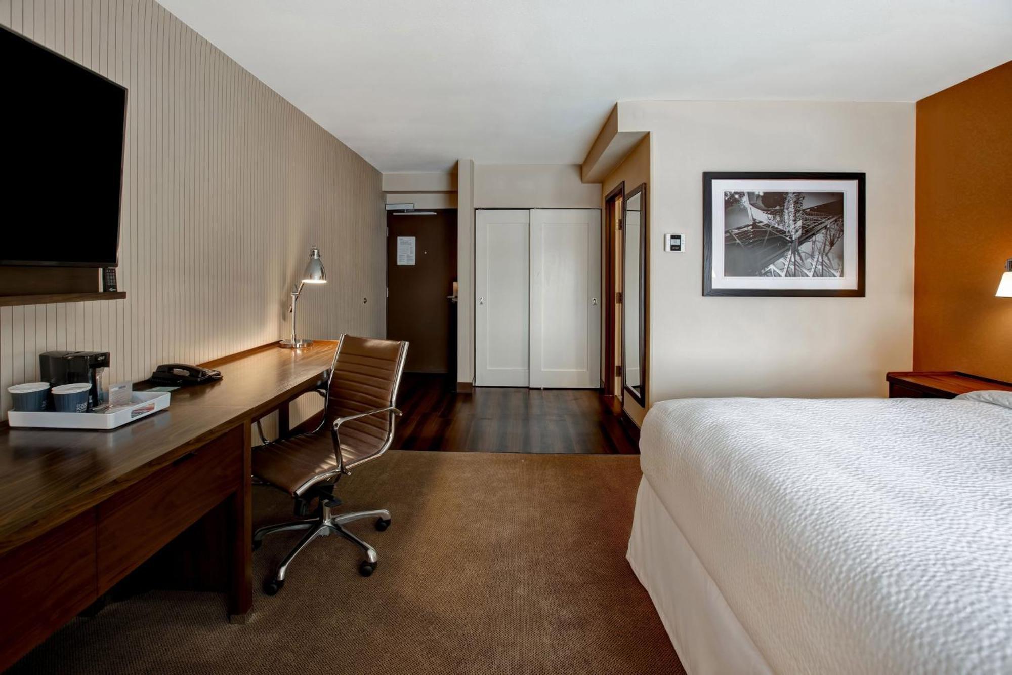 Four Points By Sheraton Пеория Екстериор снимка