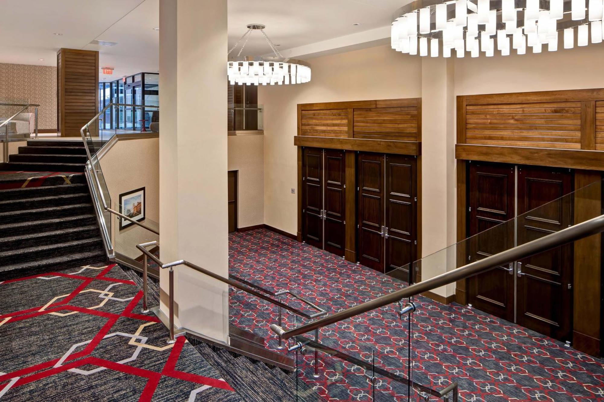 Four Points By Sheraton Пеория Екстериор снимка