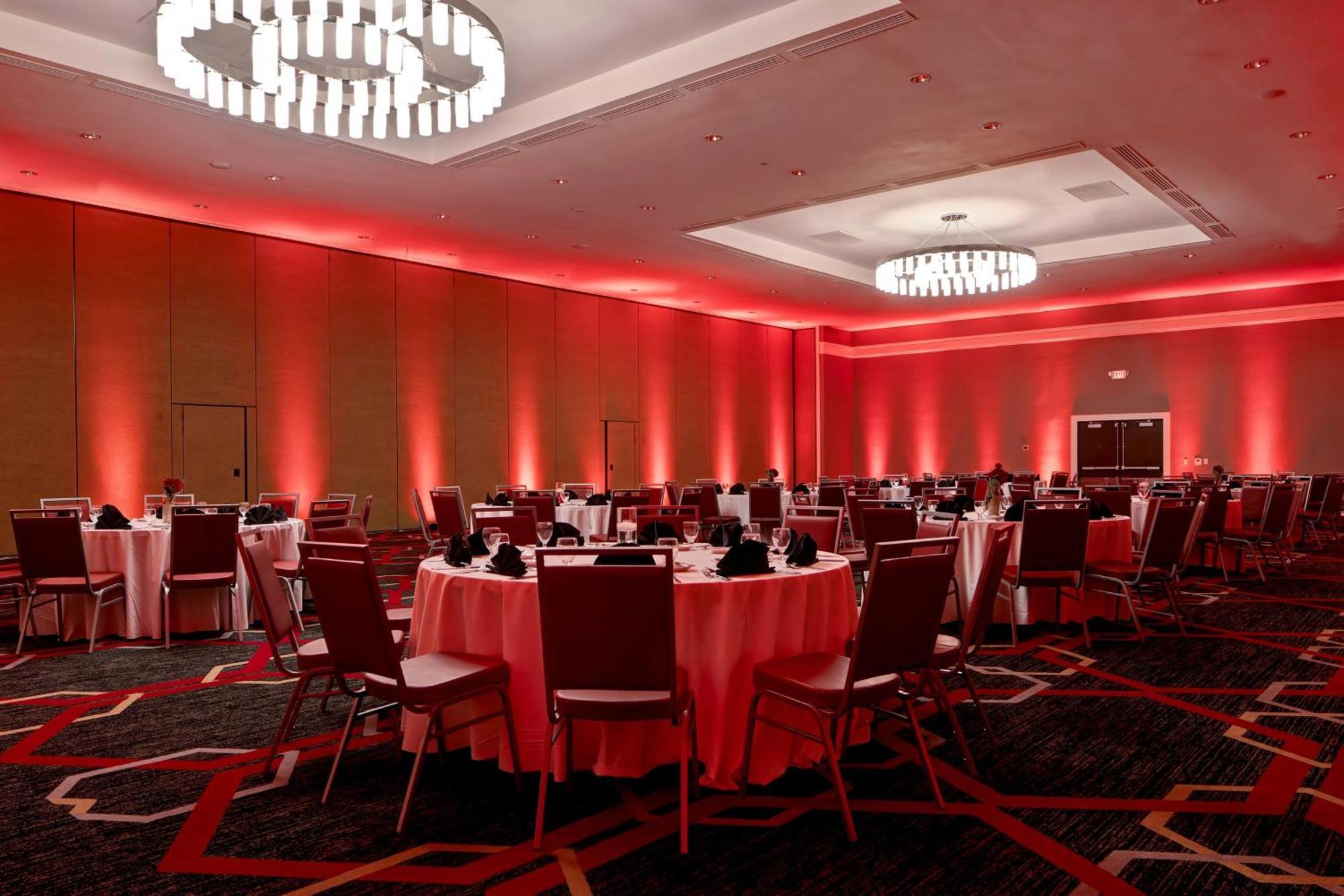 Four Points By Sheraton Пеория Екстериор снимка