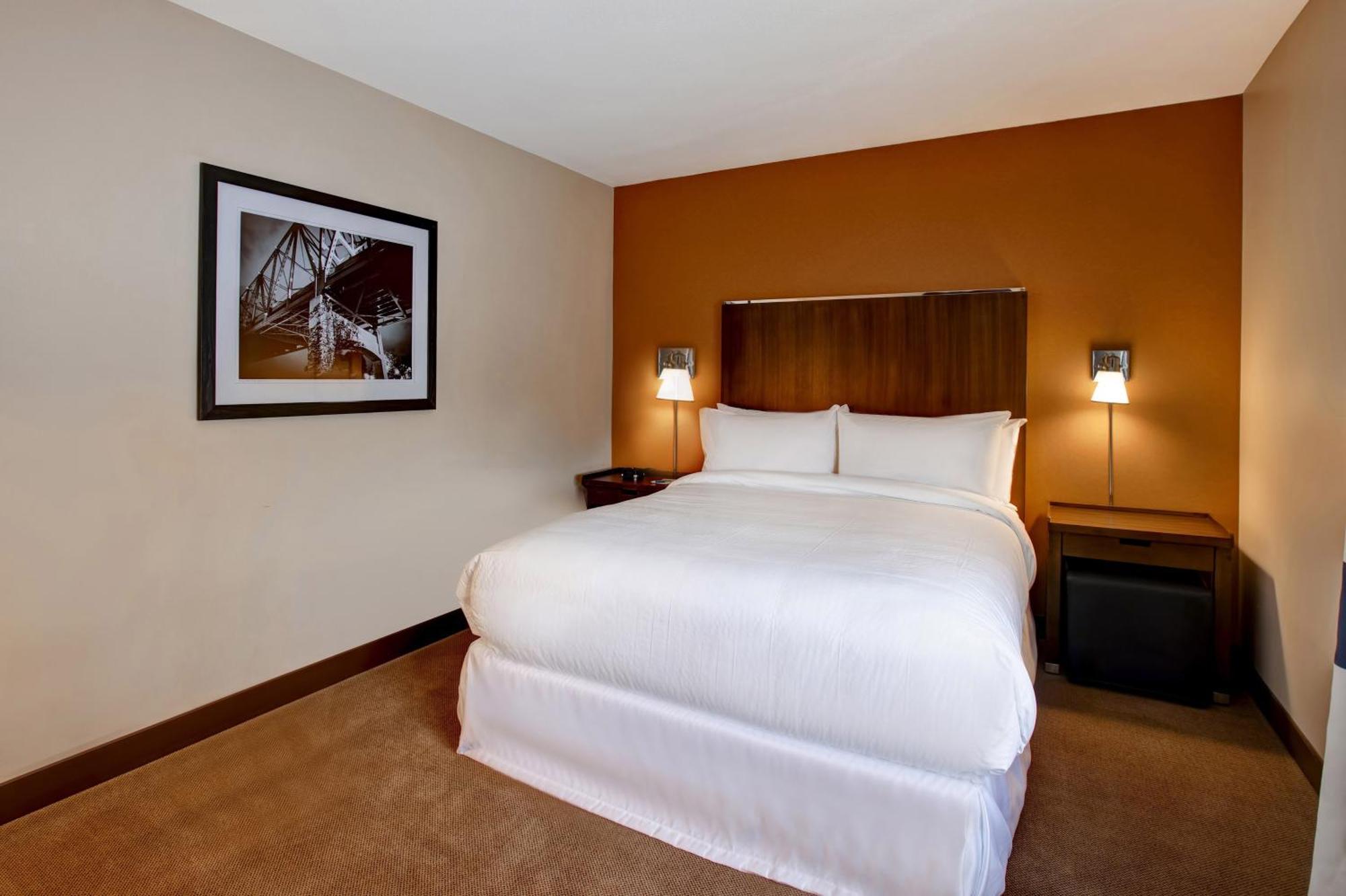 Four Points By Sheraton Пеория Екстериор снимка