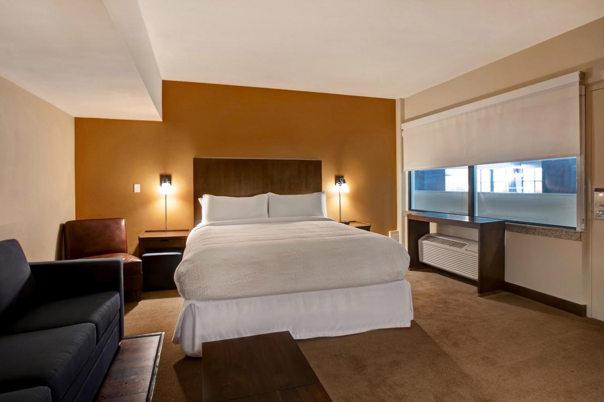 Four Points By Sheraton Пеория Екстериор снимка