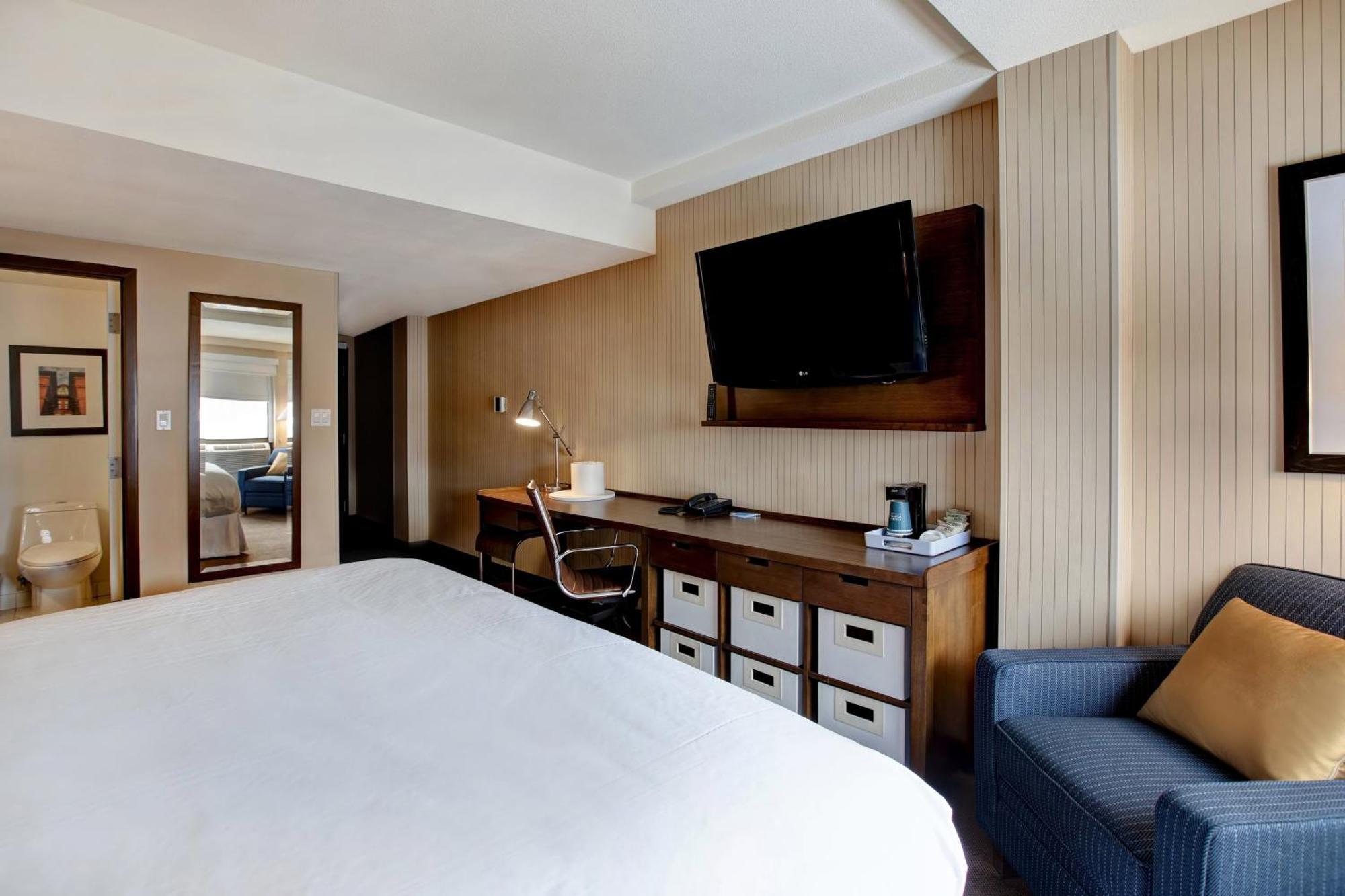 Four Points By Sheraton Пеория Екстериор снимка