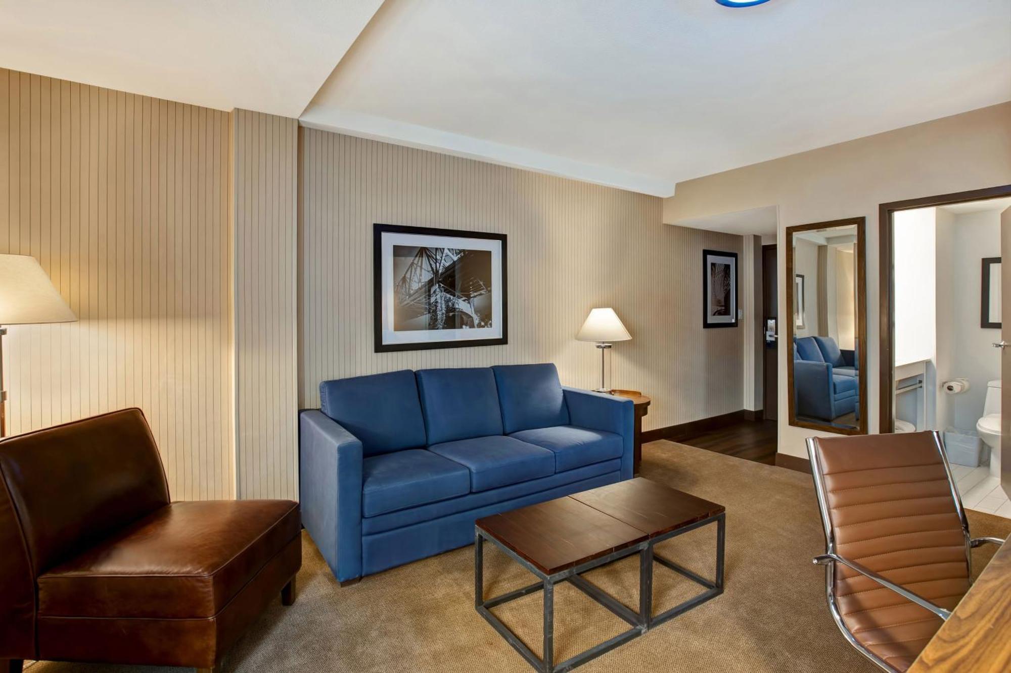 Four Points By Sheraton Пеория Екстериор снимка
