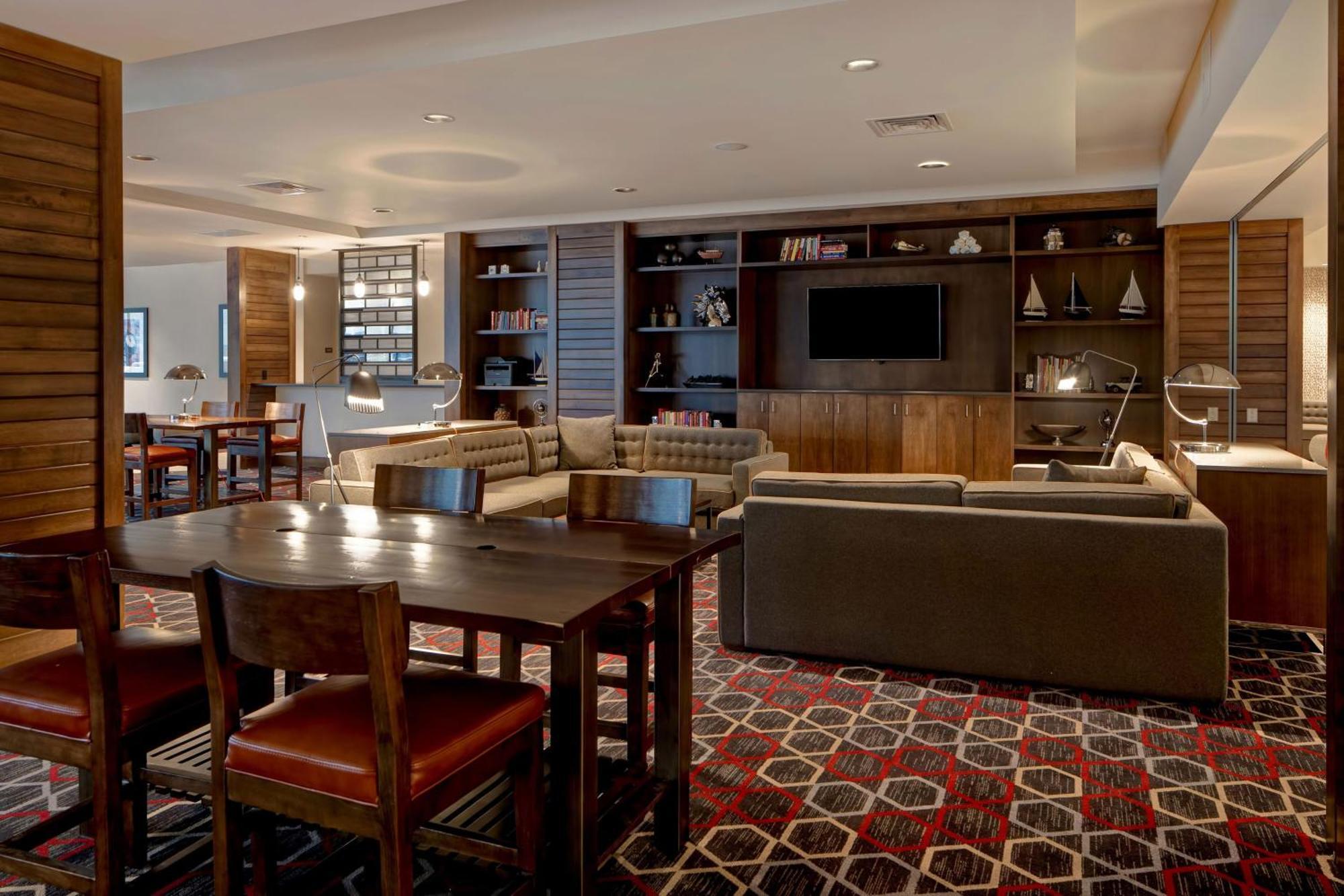 Four Points By Sheraton Пеория Екстериор снимка